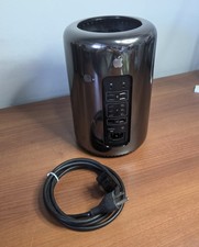 Apple Mac Pro 2013 2.7 GHz 12-Core Xeon E5 64GB RAM 1TB SSD AMD FirePro D500 picture