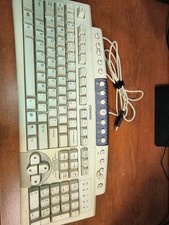 Vintage Compaq Model KU-9978 Desktop USB Keyboard picture