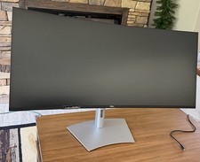Dell UltraSharp 40 Curved Thunderbolt Hub Monitor - U4025QW - Open Box picture