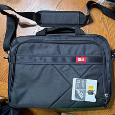 Case Logic Black Shoulder/Messenger Bag for 15.6in Laptop & 10.1in Tablet picture