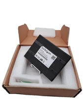 StarTech POEINJ1GI Industrial 1 Port Gigabit PoE+ Injector 30W picture