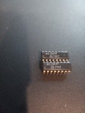 QTY 2 Rare MC1068P Motorola 16 Pin DIP IC, 1979 picture