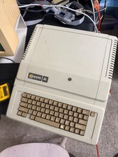 Apple IIe Vintage Computer A2S2064  Powers On Apple II Untested For Parts/repair picture