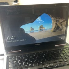 Toshiba Satellite L675D-S7104 AMD Turion 2 P560 Dual-Core 2500MHz W/ Cables picture
