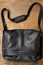 Wilson Pelle Studio Black Leather Crossbody Messanger Laptop Bag picture