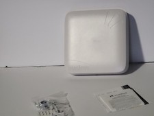 Ruckus ZoneFlex R700 Dual Band Wireless Access Point AMZ-R700-US20 picture