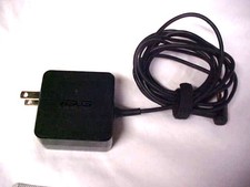 ASUS Laptop Computer AC Adaptor Charger Output 19 Volt 1.75 Amp picture
