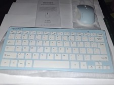 TECHNET- Wireless Keyboard & Mouse light blue/white for most computers & laptops picture
