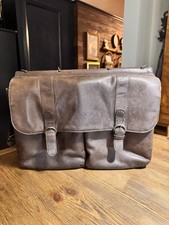 Solo Brown Leather Messenger Bag Leather Padded Partitions Fits 15 in Laptop picture