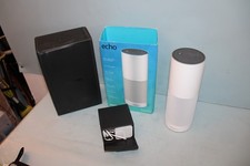 Amazon Echo EU L2338 Far Field Voice Control Alexa Voice Assist WHITE 