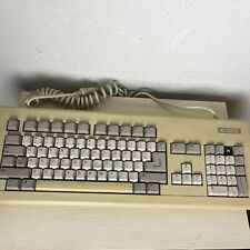 Amiga 2000 3000 Keyboard for Commodore Amiga Tested KKQ-E94YC 312716-02 picture