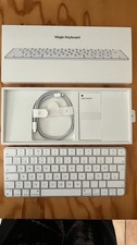 Apple Magic Keyboard (A2450), German, QWERTY, Barely Used picture