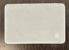 Apple Polishing Cloth for Apple iPhone and MacBook Screen Cleaning (10 Count) picture