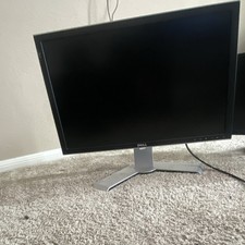 Dell UltraSharp 19-22.9in LCD Flat Screen Monitor 4:3 Silver/Black picture