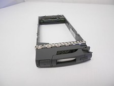 LOT OF 24 NetApp SAS 2.5