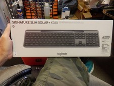 Logitech Signature Slim Solar + K980 Keyboard - Bluetooth - 920-013755 picture