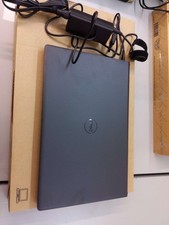 Dell Inspiron  15.6''UHD TS Intel Core i5-1155G7 8GB 256GB SSD Win11 Home Black picture