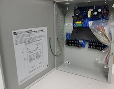 AL400ULXPD16 multi-output power supply/charger 16 outputs 12-24VDC NEW Altronix picture