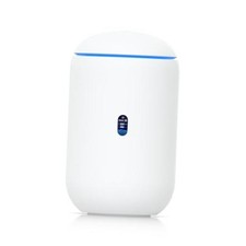 UbiQuiti UDR7 picture