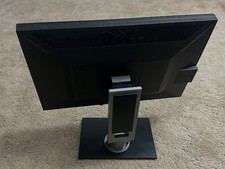 Dell P2210t 22-inch 1080p LCD Monitor Black picture