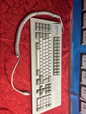 Keytronic pc at xt heavy clicky Keyboard KB3270 Plus Professional Series KB3270 picture