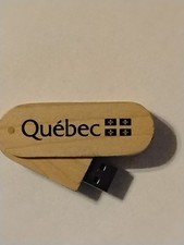 QUEBEC COLLECTIBLE 1G USB FLASH DRIVE WOOD THUMB INTERESTING ITEM picture