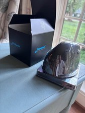Evoluent VerticalMouse 4: Wireless Right Hand Mouse / VM4RW picture