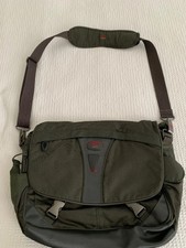 Tumi T-TECH Classic 5506GRH Black Gray Nylon Messenger Shoulder Laptop Bag EXC picture