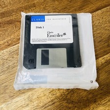 Vtg 1997 Claris Macintosh Mac Apple Emailer 2.0 Floppy Disks Software 1-3 picture