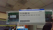 SimpleTech PC2-4200 1 GB DIMM 533 MHz DDR2 SDRAM Memory (SVM-42DR2/1GB) picture