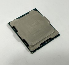 Intel Xeon W-2145 8-Core 16-Thread 11MB CPU Processor 3.7GHz LGA2066 SR3LQ picture