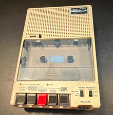 CCR-82 Cassette Recorder NEW BELTS, TESTED RadioShack TRS-80 computer picture