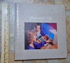 Microsoft File Management Program Manual for Apple Macintosh 1984 Rare Vintage picture