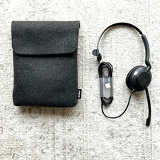 Jabra USB TJI Headset and Soft Case picture