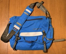 Patagonia Half Mass Messenger Bag Blue Commuter Carry-On Laptop Reflective picture