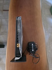 NETGEAR N750 Wireless Dual Band Gigabit Router Model WNDR4300 V2 2.4 and 5 GHZ picture