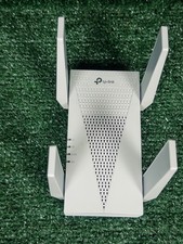 TP-Link RE815XE AXE5400 Tri Band Wi-Fi 6E Range Extender White picture