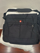SWISSGEAR by Wenger Black Nylon Shoulder/Messenger Laptop Bag 16 in Padded Large picture