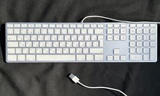Apple A1243 Aluminium Keyboard with Numeric Keypad - Russian - VGC (MB110RS/B) picture