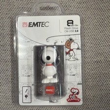 EMTEC Peanuts Snoopy 8GB USB 2.0 Flash Drive - New Factory Sealed 2014 picture