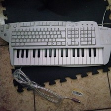CREATIVE PRODIKEYS ALL-IN -ONE MUSIC AND PC KEYBOARD UNTESTED  picture