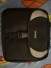 Targus CVR211 Sport Netbook Laptop Case 10.2”–11.6” w/ Handle & Accessory Pocket picture