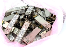 *Lot Of 40* Finisar FTLF8524P2BNV 4G SW SFP Transceiver Modules picture