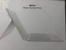 Apple - Magic Keyboard Folio for iPad (A16) - White MQDP3LL/A picture