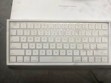 Genuine Apple Magic Keyboard 2 - Wireless Bluetooth Rechargeable (A1644) picture