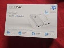 TP Link N300 TL-WPA4226 Kit Powerline AV500 Wi-Fi Range Extender & Power Outlet picture