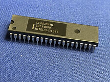 LP8039AHL L2514669 INTEL 8039H CPU VINTAGE 1984 40-Pin DIP Rare COLLECTIBLE picture