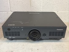 Panasonic PT-DW5000U 3-Chip DLP Projector Dual Lamp picture