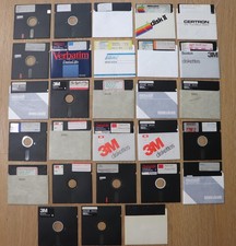 LOT OF 28 MISCELLANEOUS APPLE II SOFTWARE PROGRAM DISKETTES, NON ORIGINAL picture