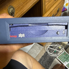 Iomega Zip 100MB Internal 3.5in SCSI Removable Drive Z100Si Purple/Blue picture
